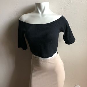 BLACK OFF SHOULDER KNIT TOP
